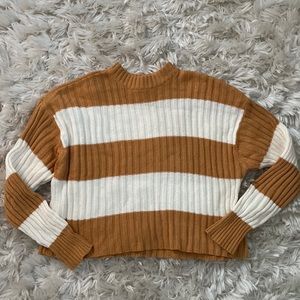 American Eagle Cropped Sweater